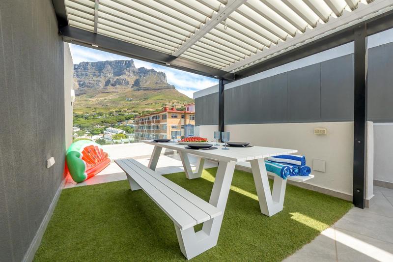 To Let 2 Bedroom Property for Rent in Tamboerskloof Western Cape